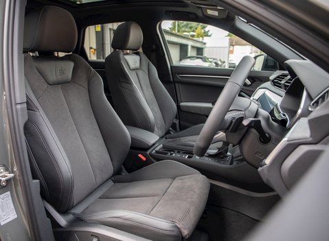 Audi Q3 TFSI 40 Quattro S Line Vorsprung 12