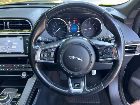 Jaguar F-Pace 2.0 D180 R-Sport Auto AWD Euro 6 (s/s) 5dr 30