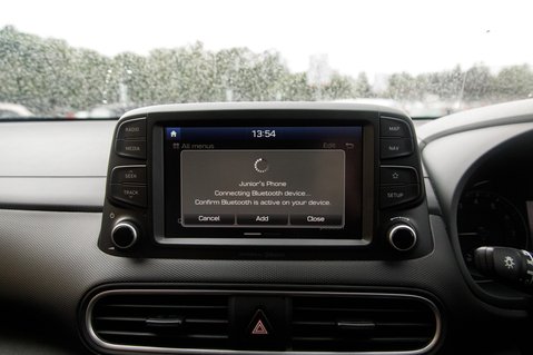 Hyundai KONA PREMIUM SE 33