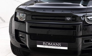 Land Rover Defender SE 23