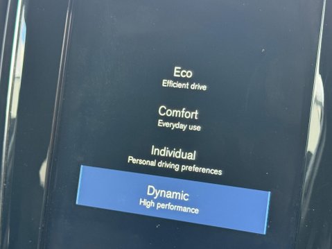 Volvo V60 2.0 D4 R-Design Auto Euro 6 (s/s) 5dr 29