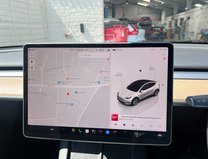 Tesla Model Y (Dual Motor) Long Range SUV 5dr Electric Auto 4WDE (384 bhp) 39