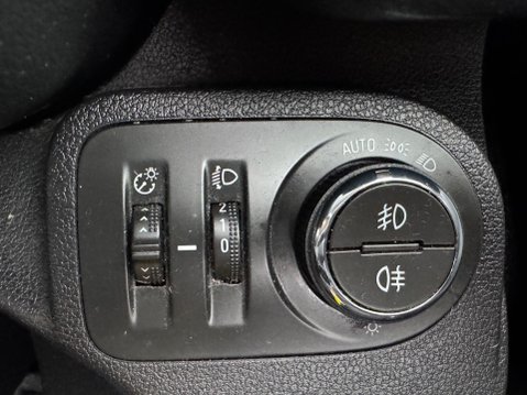 Vauxhall Combo Life 1.5 Turbo D BlueInjection Energy Euro 6 (s/s) 5dr 24