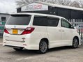 Toyota Alphard GOLDEN EYES II V6 7