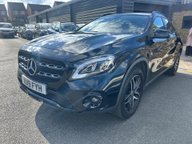 Mercedes-Benz GLA GLA 180 URBAN EDITION 6