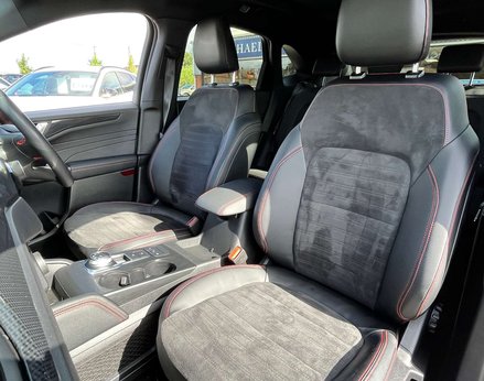 Ford Kuga 2.5 Kuga ST-Line X Edition HEV CVT 5dr 73