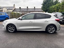 Ford Focus 1.0T EcoBoost MHEV ST-Line DCT Euro 6 (s/s) 5dr 6