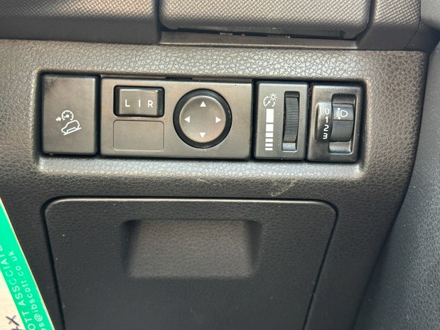 Isuzu D-Max Utility | 1.9 LT | Double Cab | Tow Bar | Air Con | EURO 6 | NO VAT 23