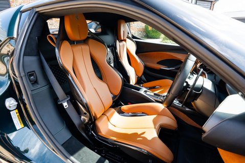 Ferrari 296 GTB 3.0T V6 7.45kWh F1 DCT Euro 6 (s/s) 2dr 54