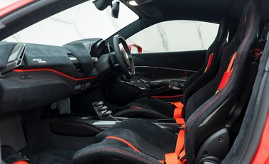 Ferrari 488 Pista 12