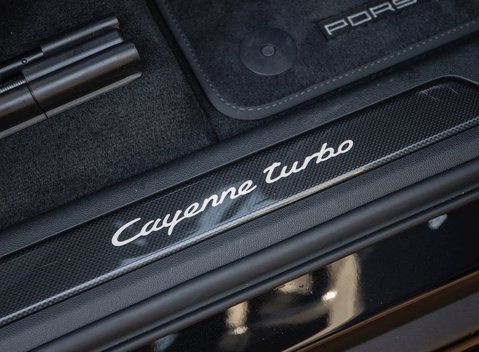 Porsche Cayenne Turbo 25
