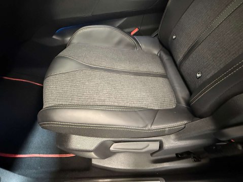 Peugeot 3008 1.2 3008 GT Line S/S 5dr 42