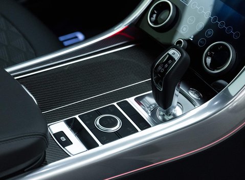Land Rover Range Rover Sport 5.0 SVR Carbon Edition 16