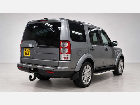 Land Rover Discovery 3.0 Discovery HSE SDV6 Auto 4WD 5dr 4