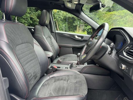 Ford Kuga 2.0 Kuga ST-Line X EcoBlue MHEV 5dr 18
