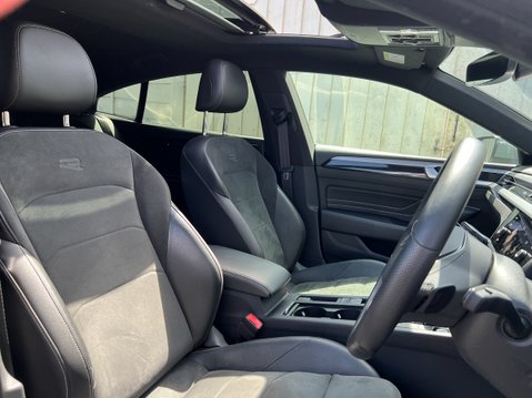 Volkswagen Arteon 2.0 TSI R-Line Fastback 5dr Petrol DSG Euro 6 (s/s) (190 ps) 9