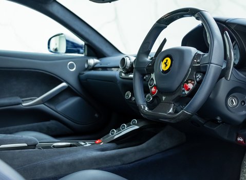 Ferrari F12 Berlinetta 10