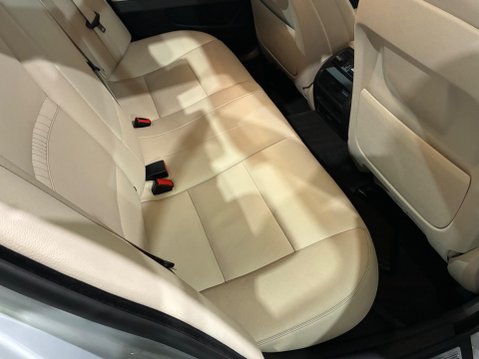 BMW 5 Series 3.0 530d M Sport Auto Euro 6 (s/s) 4dr 27