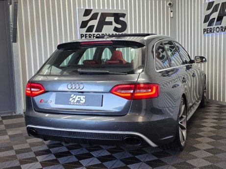 Audi RS4 4.2 FSI V8 Estate 5dr Petrol S Tronic quattro Euro 5 (450 ps) 36