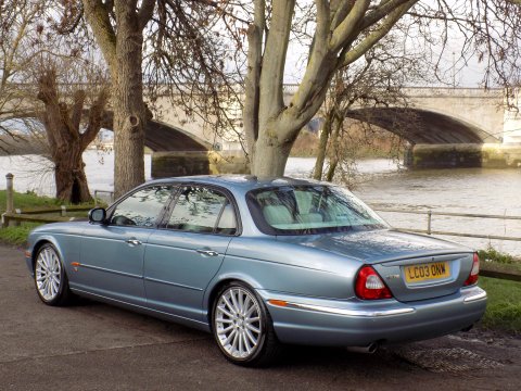 Jaguar XJR 4.2 V8 Supercharged 62