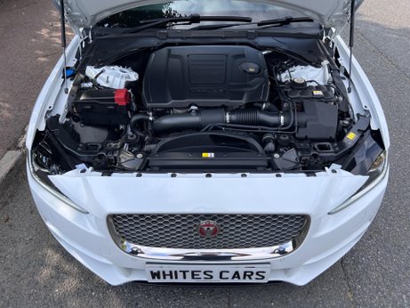 Jaguar XE 2.0i Portfolio Auto AWD Euro 6 (s/s) 4dr 39