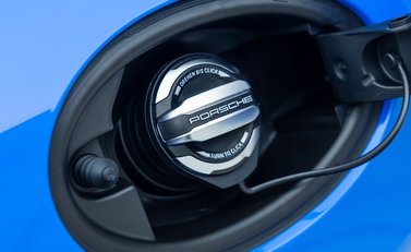 Porsche 718 SPYDER 30