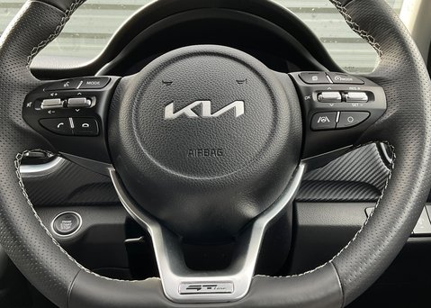 Kia Stonic 1.0 T-GDi 48V GT-Line S 22
