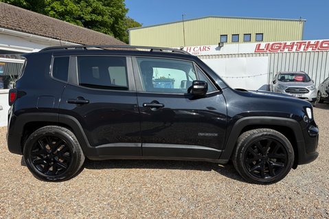 Jeep Renegade 1.0T NIGHT EAGLE STUNNING CAR! SAT NAV..CRUISE CONTROL..AIR CON.STUNNING 5