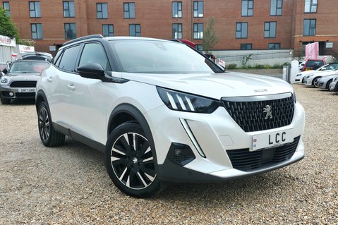 Peugeot 2008 1.2 PURETECH S/S GT LINE STUNNING CAR! APPLE CARPLAY! ANDROID AUTO! 1