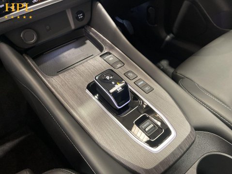 Nissan Qashqai 1.5 h e-POWER Tekna SUV 5dr Petrol Hybrid Auto Euro 6 (s/s) (190 ps) 17
