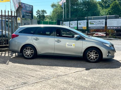 Toyota Auris VVT-I ICON PLUS 13