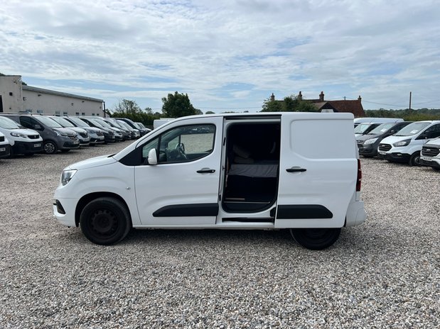Vauxhall Combo SWB L1H1 Low Roof Sportive Air Con Sensors EURO 6 NO VAT 11