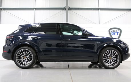 Porsche Cayenne V6 e-Hybrid - Pan Roof, Air Suspension, Head Up Display 1