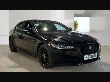 Jaguar XE R-SPORT