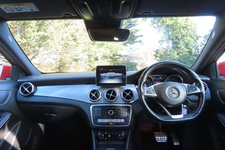 Mercedes-Benz GLA 1.6 GLA200 AMG Line (Premium) 7G-DCT Euro 6 (s/s) 5dr 8