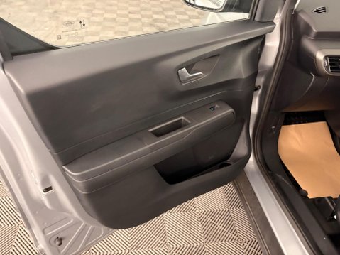 Ford Transit Courier 1.0 EcoBoost Trend SWB Euro 6 (s/s) 5dr 31