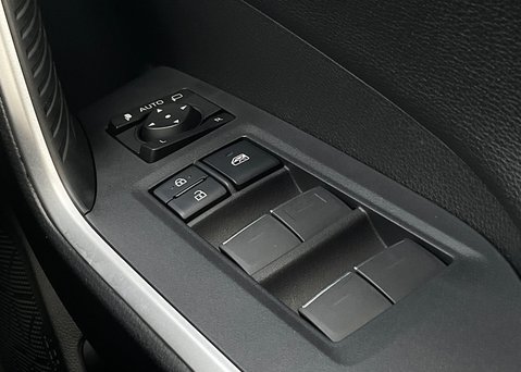 Suzuki Across E-FOUR PHEV 23