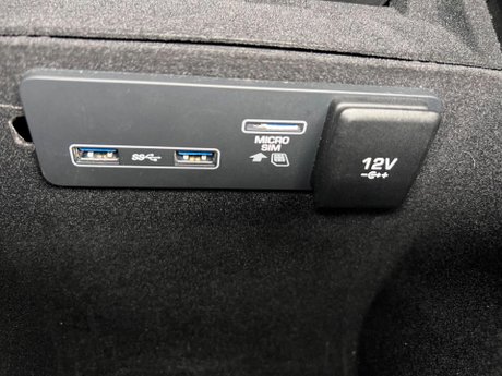 Land Rover Range Rover Velar 2.0 D240 R-Dynamic HSE Auto 4WD Euro 6 (s/s) 5dr 45