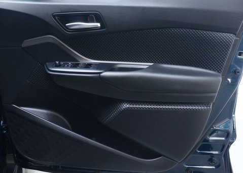 Toyota C-HR 1.8 VVT-h GPF Icon SUV 5dr Petrol Hybrid CVT Euro 6 (s/s) (122 ps) 41