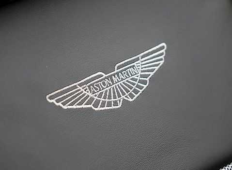 Aston Martin DB9 Volante 18