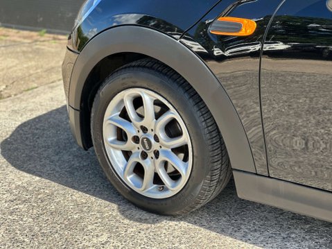 Mini Hatch 1.5 Cooper 3dr 25