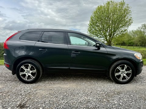 Volvo XC60 D5 SE LUX NAV AWD 2