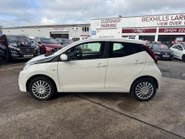 Toyota Aygo 1.0 VVT-I X-PLAY TSS 3