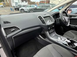Ford S-Max 2.5 S-Max Titanium HEV CVT 5dr 17