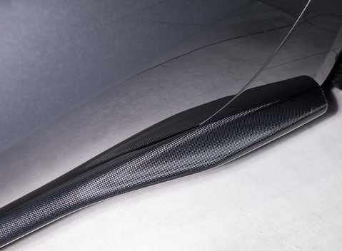 Ferrari 812 Superfast 32