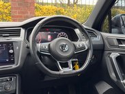 Volkswagen Tiguan 2.0 Tiguan R-Line TDI BlueMotion Technology 4Motion Semi-Auto 4WD 5dr 23
