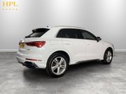 Audi Q3 2.0 TDI 40 S line SUV 5dr Diesel S Tronic quattro Euro 6 (s/s) (200 ps) Par 7
