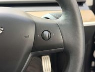 Tesla Model 3 (Dual Motor) Performance Saloon 4dr Electric Auto 4WDE (Performance Upgrade 26