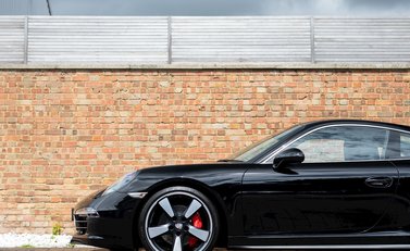 Porsche 911 50th Anniversary 25