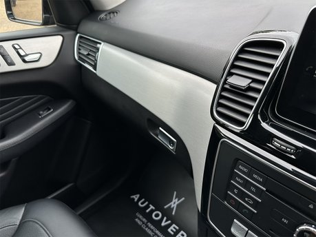 Mercedes-Benz GLE GLE 250 D 4MATIC AMG LINE 59